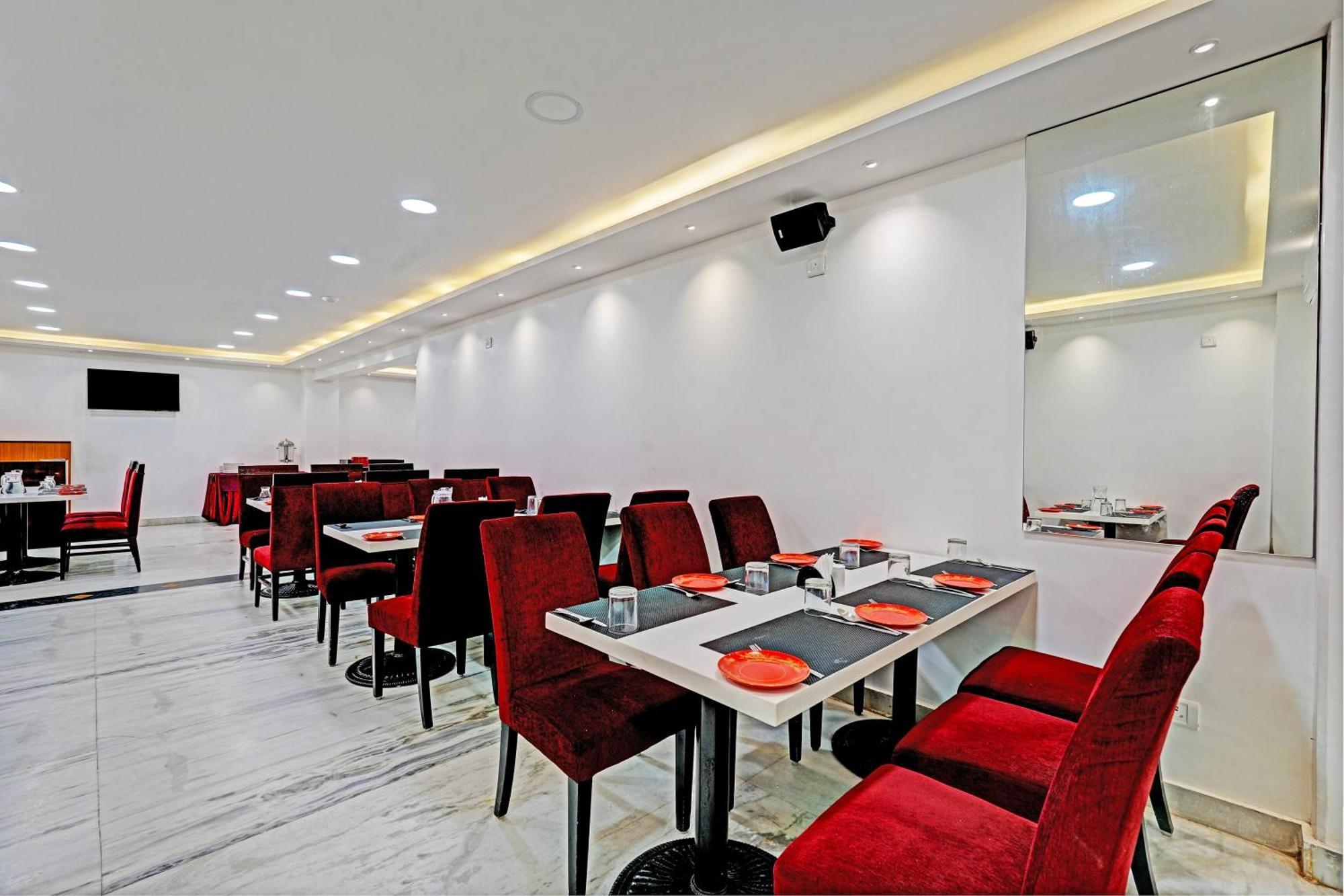 Hotel Hight Krone A Family Hotel Near Igi Airport Delhi New Delhi Ngoại thất bức ảnh