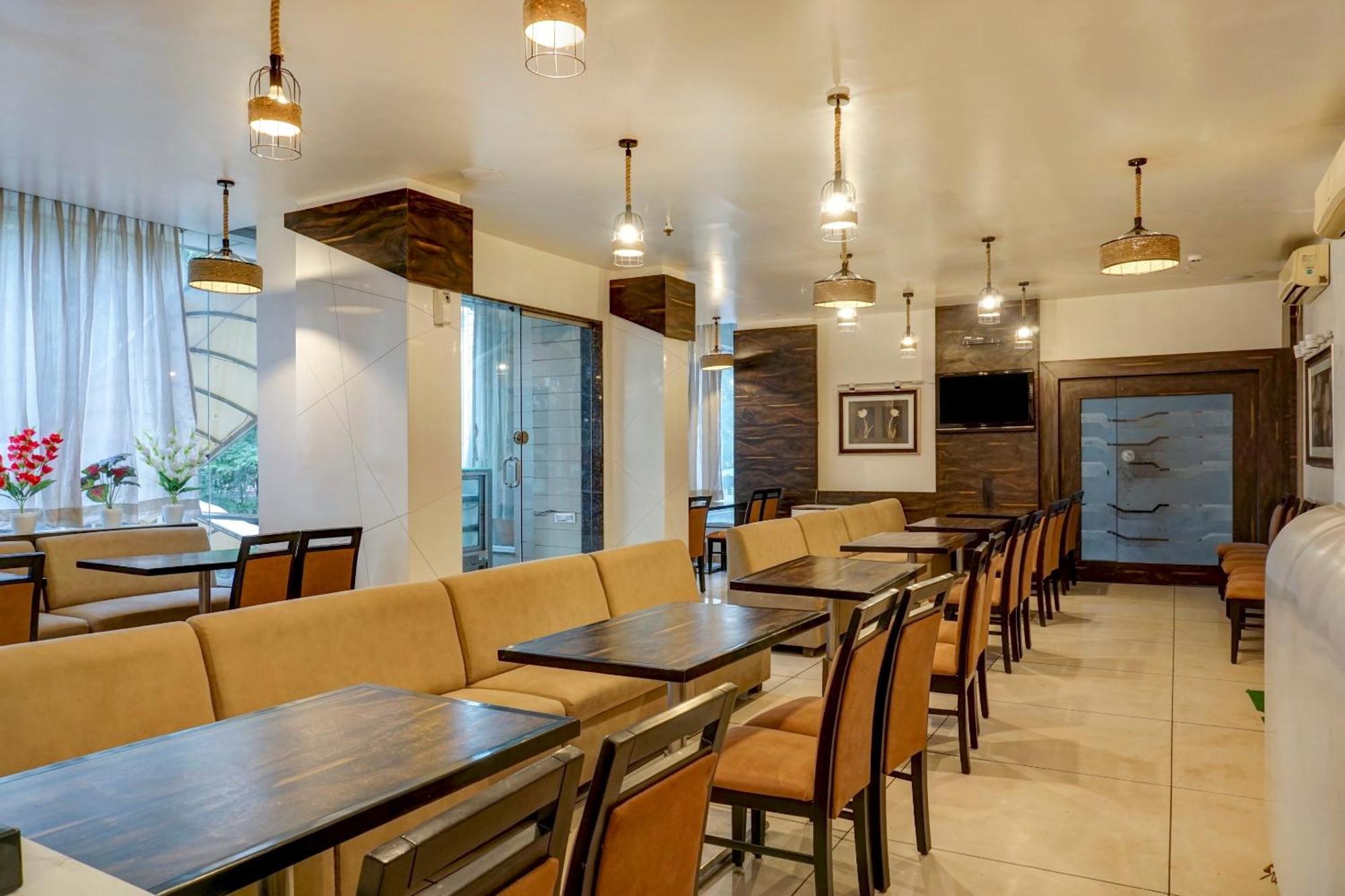 Hotel Hight Krone A Family Hotel Near Igi Airport Delhi New Delhi Ngoại thất bức ảnh